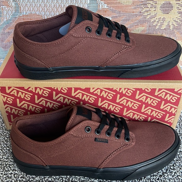 Vans WMNS Atwood
Mixed Canvas Root Beer
VN0A327LHCV
Sneakers - Picture 3 of 16